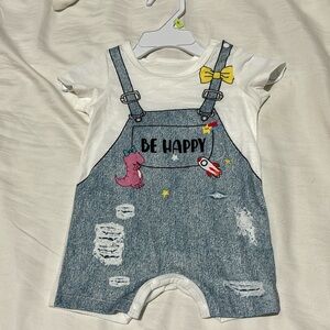 Be Happy0-3M white onesie styles like overalls with denim print nwot snaps